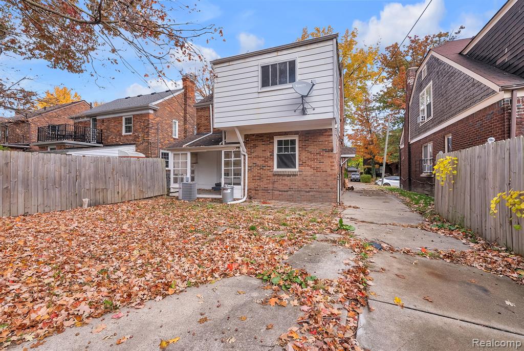 5061 Bishop Street, Detroit, MI 48224 — Photo 32