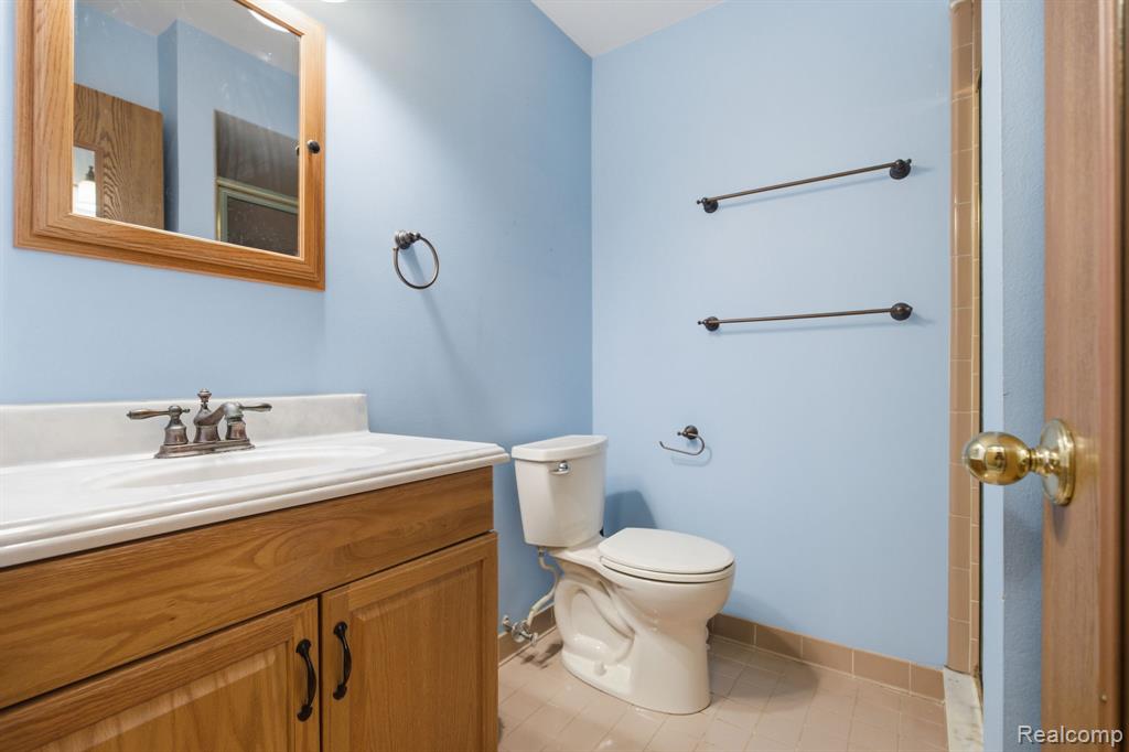 41217 Fortuna Drive E, Clinton Twp, MI 48038 — Photo 14