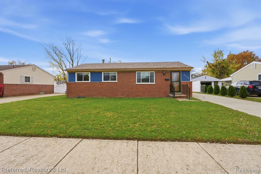 9358 Karen Street, Romulus, MI 48174 — front exterior