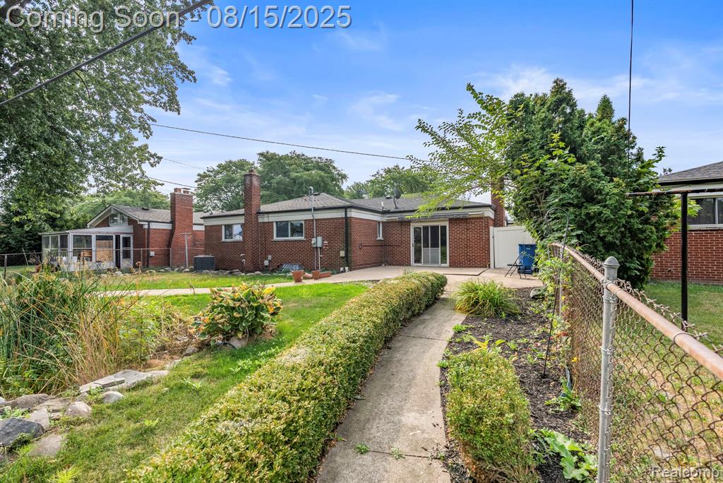 4629 Red Maple Drive, Warren, MI 48092 — Photo 30