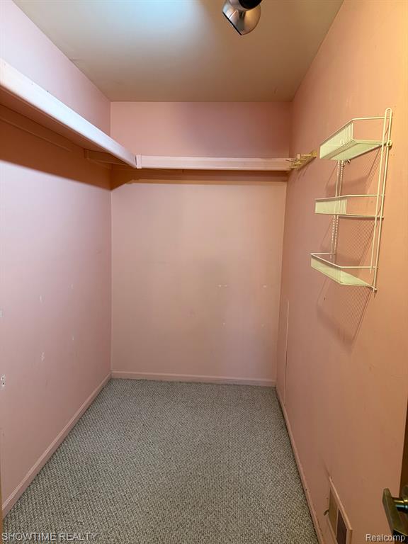 40537 DENBIGH Drive, Sterling Heights, MI 48310 — Photo 19
