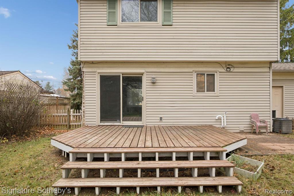 4254 Halkirk Drive, Waterford, MI — Photo 32