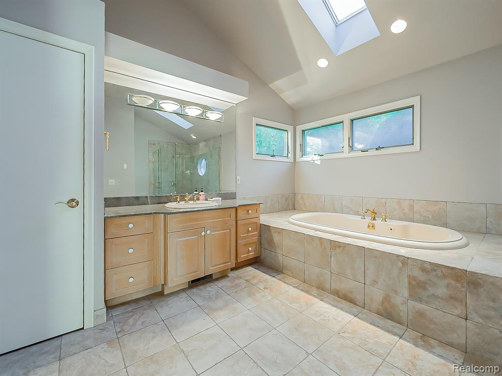 4437 Dora Lane, Independence, MI — Photo 15