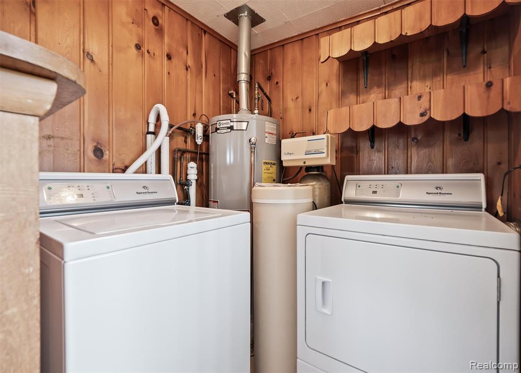 3332 Horrell Court, Fenton, MI 48430 — Photo 10
