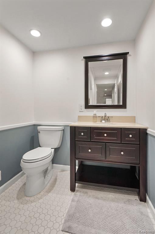 724 S Milford Road, Milford, MI 48381 — Photo 27