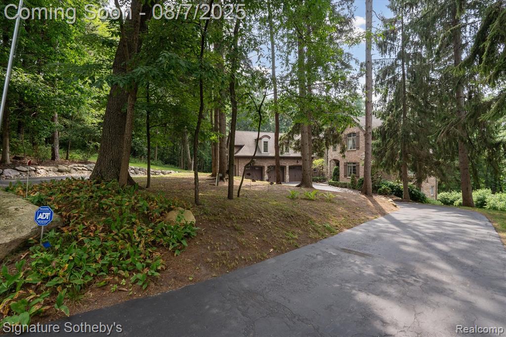 6184 Kingsley Court, Brighton, MI 48116 — Photo 2