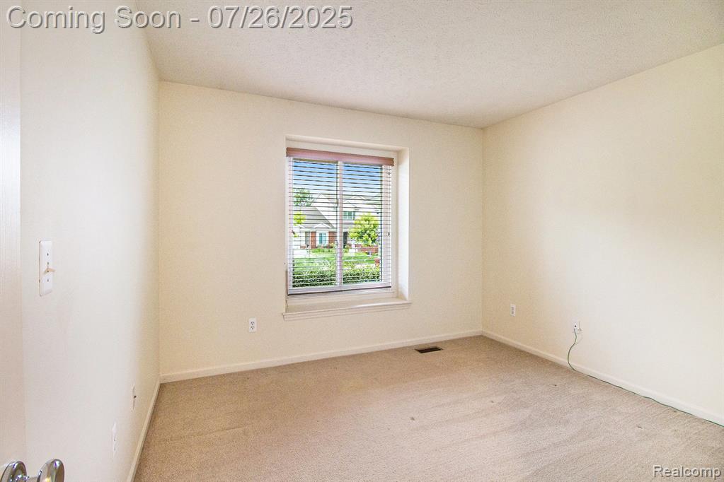 1051 Spirea, Howell, MI 48843 — Photo 17