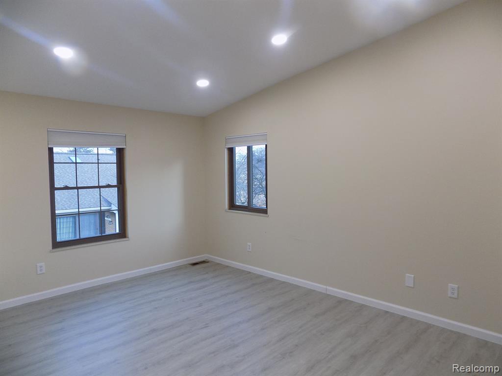 40043 CROSSWINDS, Novi, MI — Photo 8