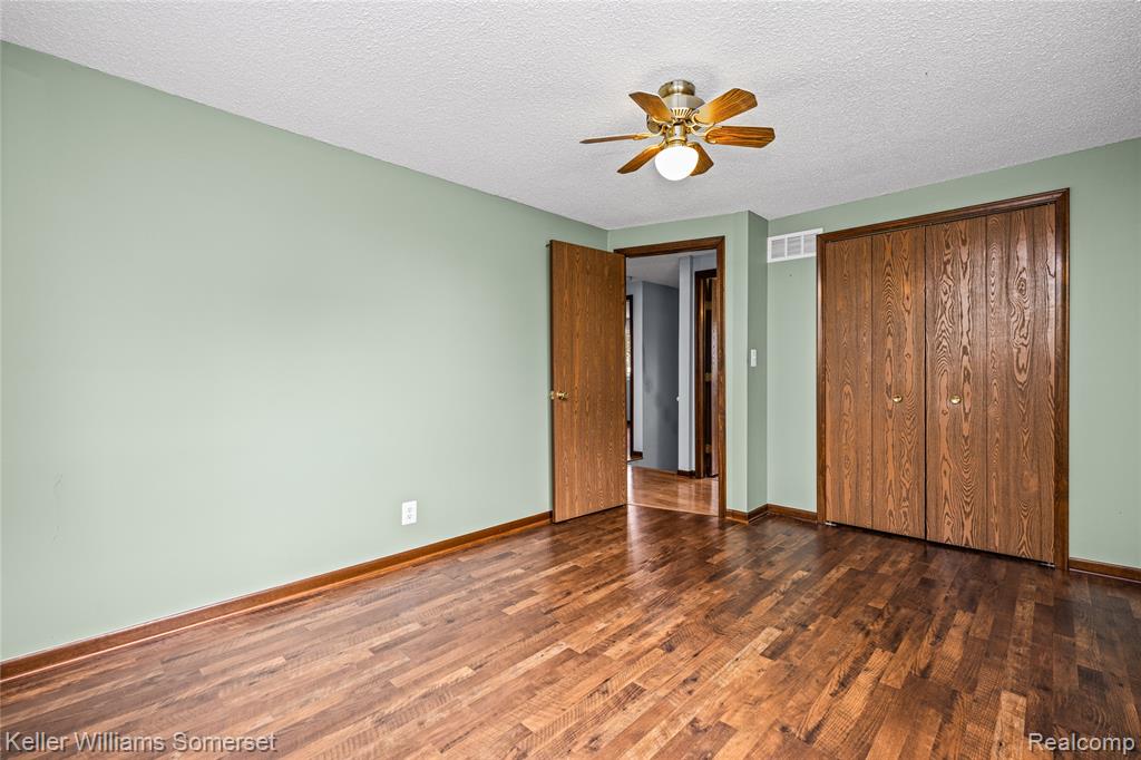 33614 Lakeview Street, New Baltimore, MI 48047 — Photo 42