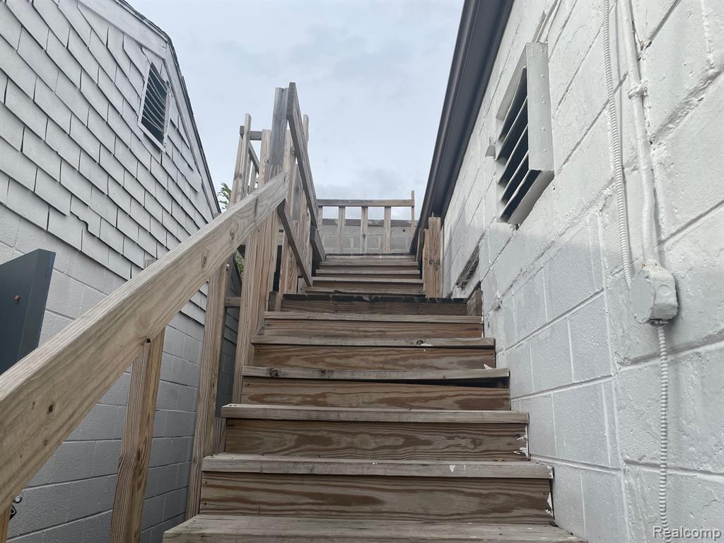 13837 Conant Street, Hamtramck, MI, 48212