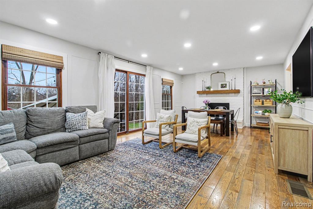 6419 Appleridge Road, Plymouth, MI 48170 — Photo 4
