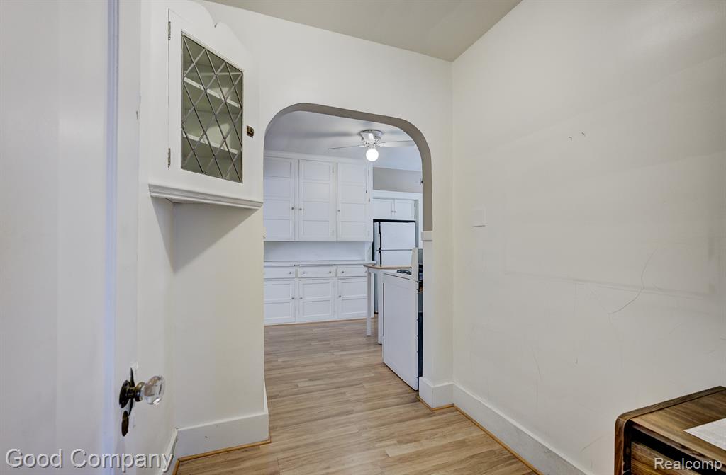 515 W Golden Gate, Highland Park, MI 48203 — Photo 13