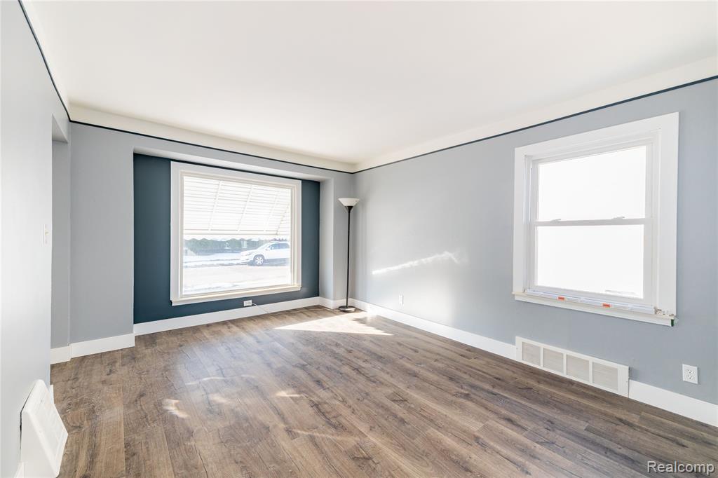 472 Mayflower Avenue, Lincoln Park, MI 48146 — Photo 6