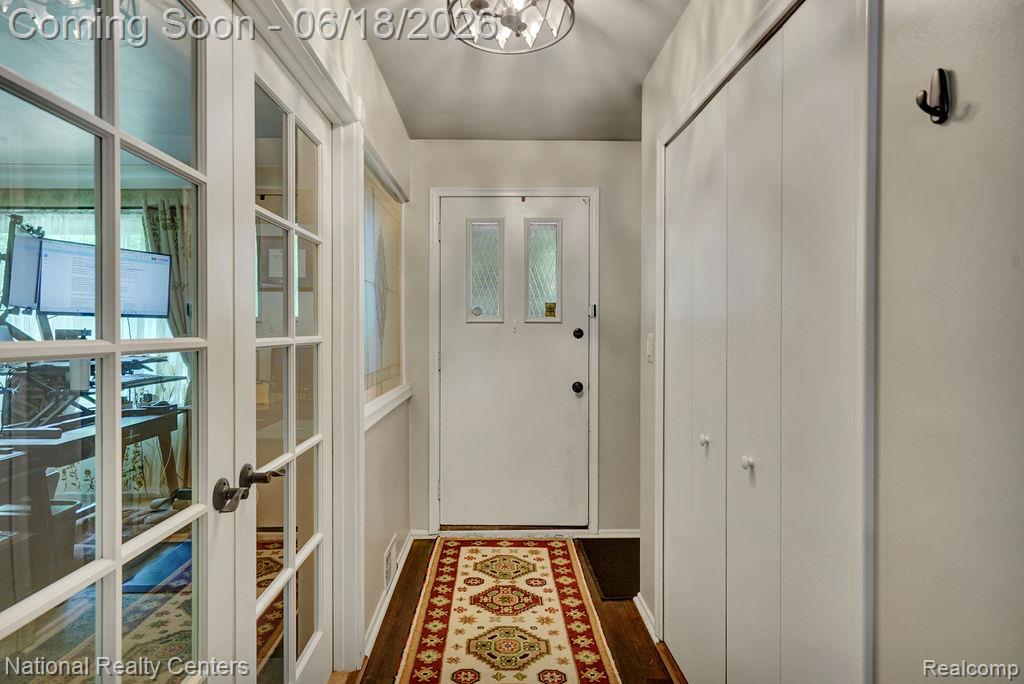 53147 Villa Circle, Utica, MI 48316 — Photo 10