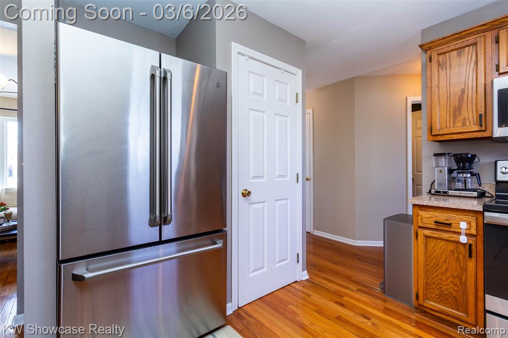 1747 Beechmont Street, Keego Harbor, MI 48320 — Photo 19