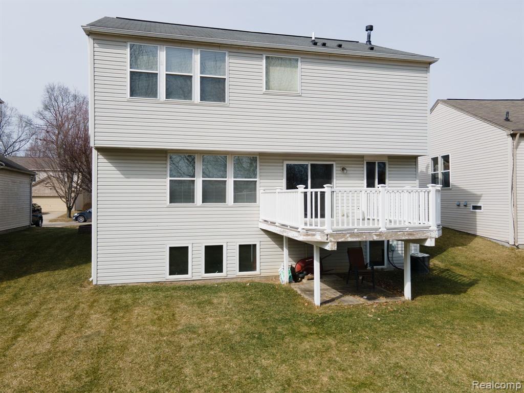 432 OTTER RUN Road, Holly, MI 48442 — Photo 37
