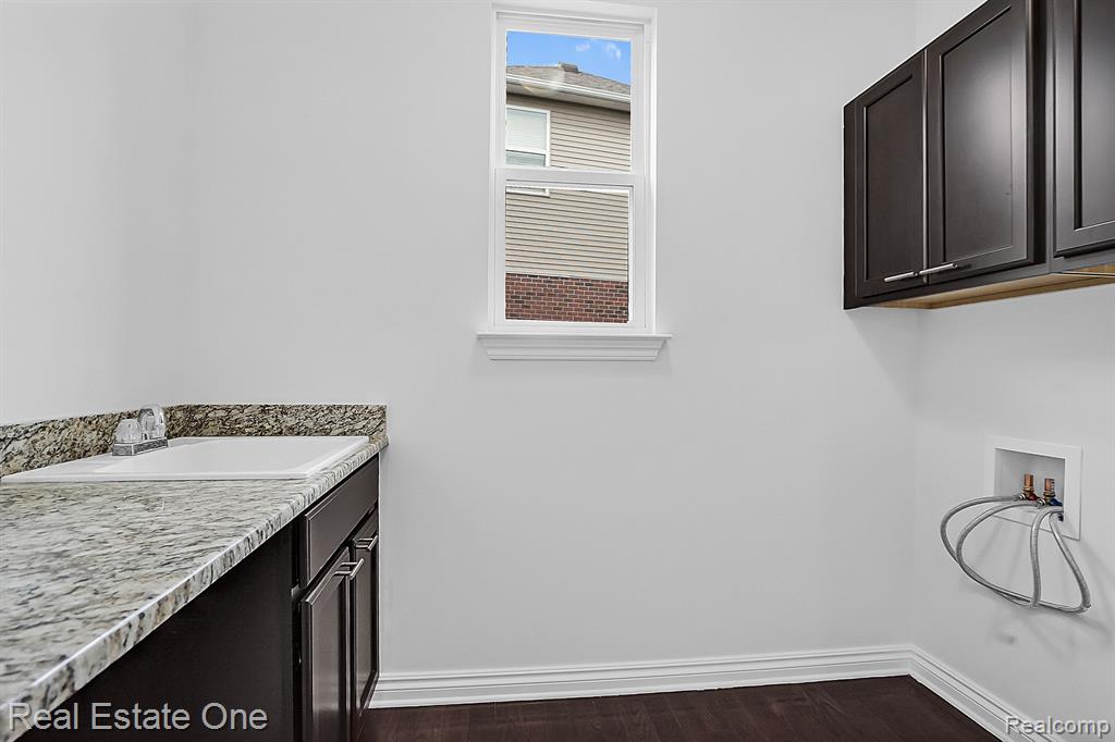 4559 TANGLEWOOD Lane, Lake Orion, MI — Photo 19