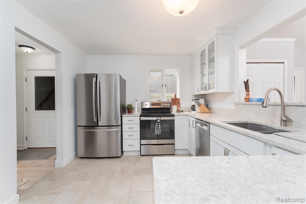 13414 N Lake Road, Gregory, MI 48137 — Photo 11