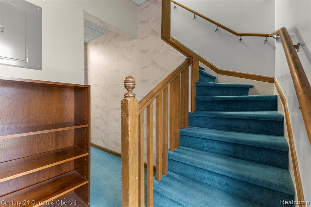 6336 Fox Avenue, Allen Park, MI 48101 — Photo 14