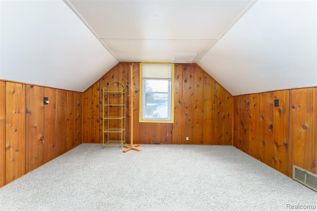 522 E FRANK Street E, Fowlerville, MI 48836 — Photo 16