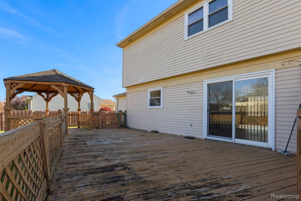 43726 Stuart Drive, Canton, MI 48187 — Photo 23