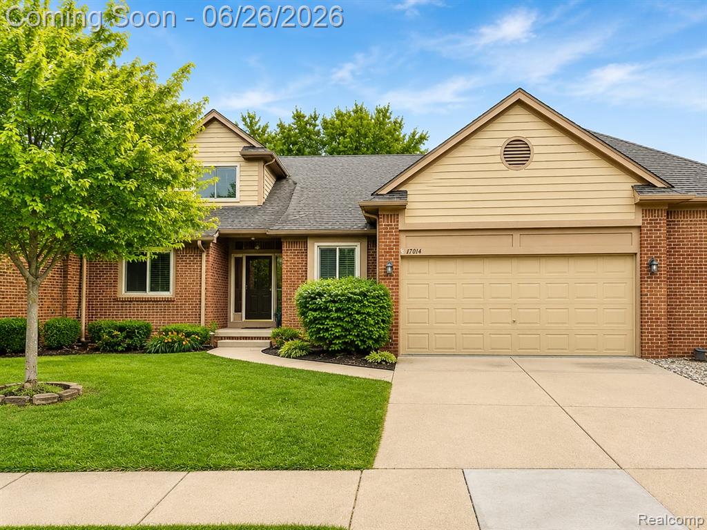 17014 Country Ridge Lane, Macomb, MI 48044