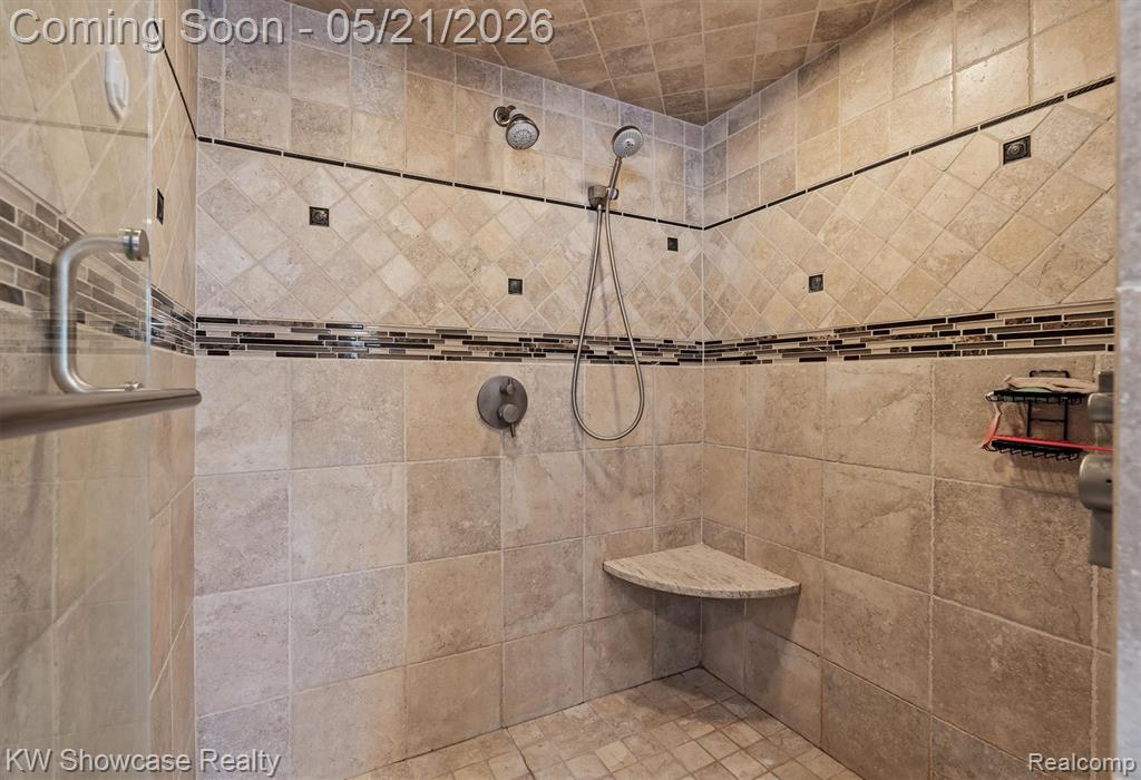 9650 Montgold Avenue, White Lake, MI — Photo 30