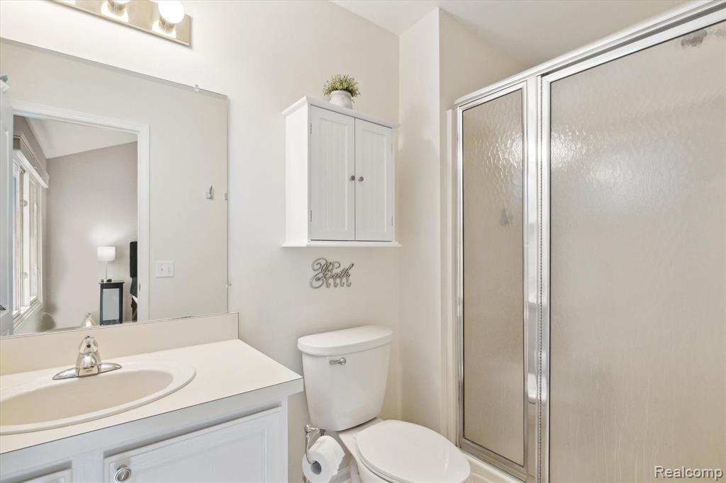 2736 MAPLE FOREST Drive, Wixom, MI 48393 — Photo 18