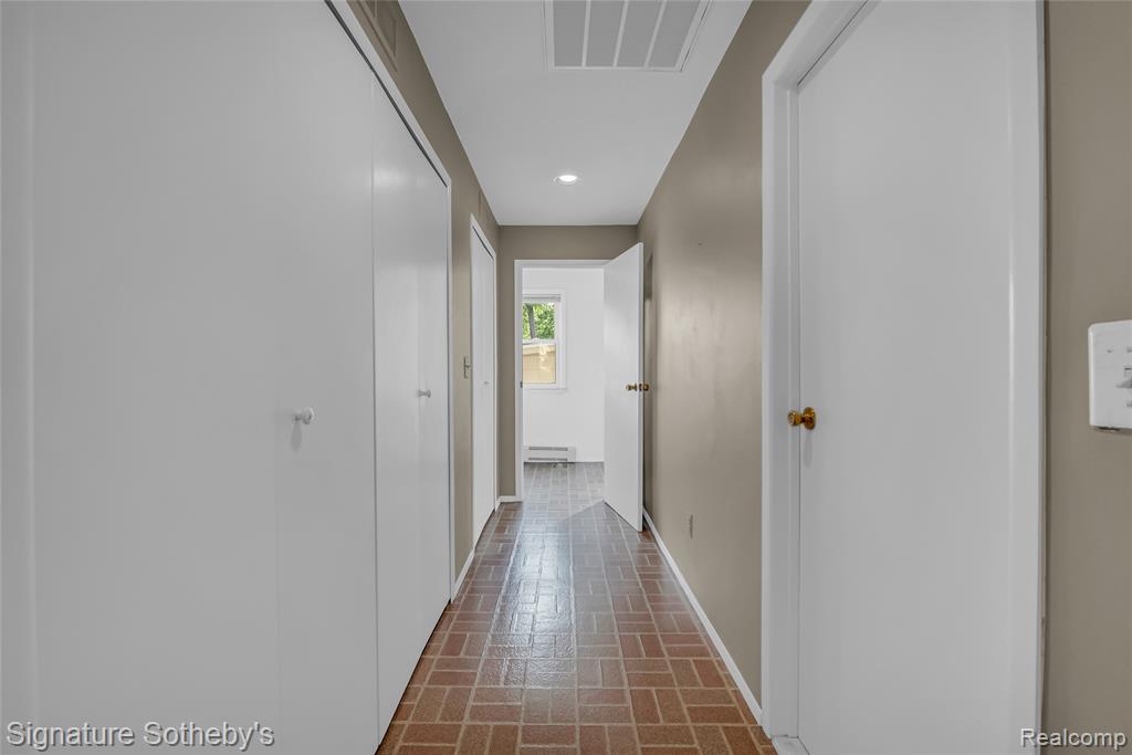 125 North Avenue, Algonac, MI 48001 — Photo 16