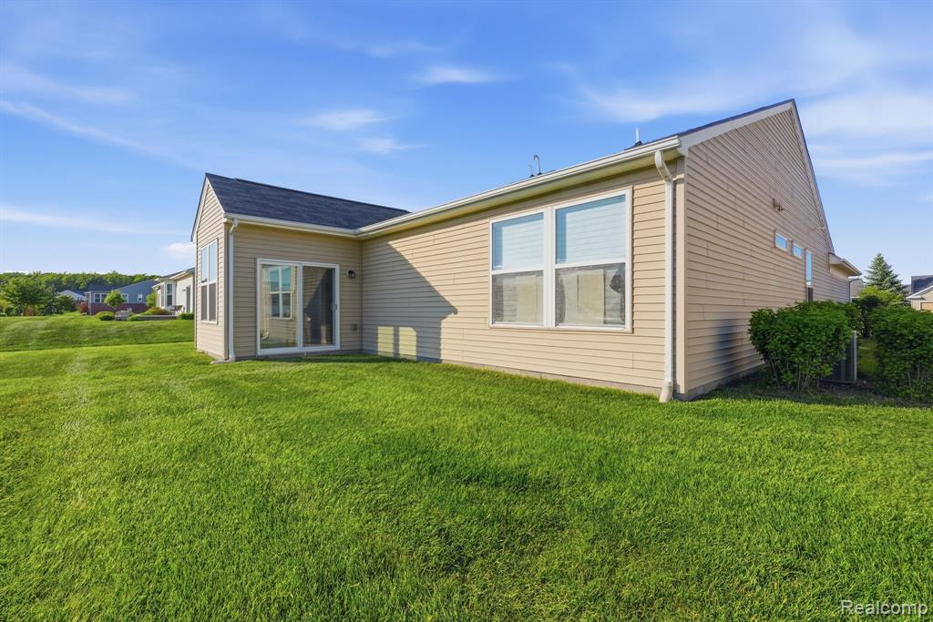 9370 Sand Hill Drive, Grand Blanc, MI 48439 — Photo 26