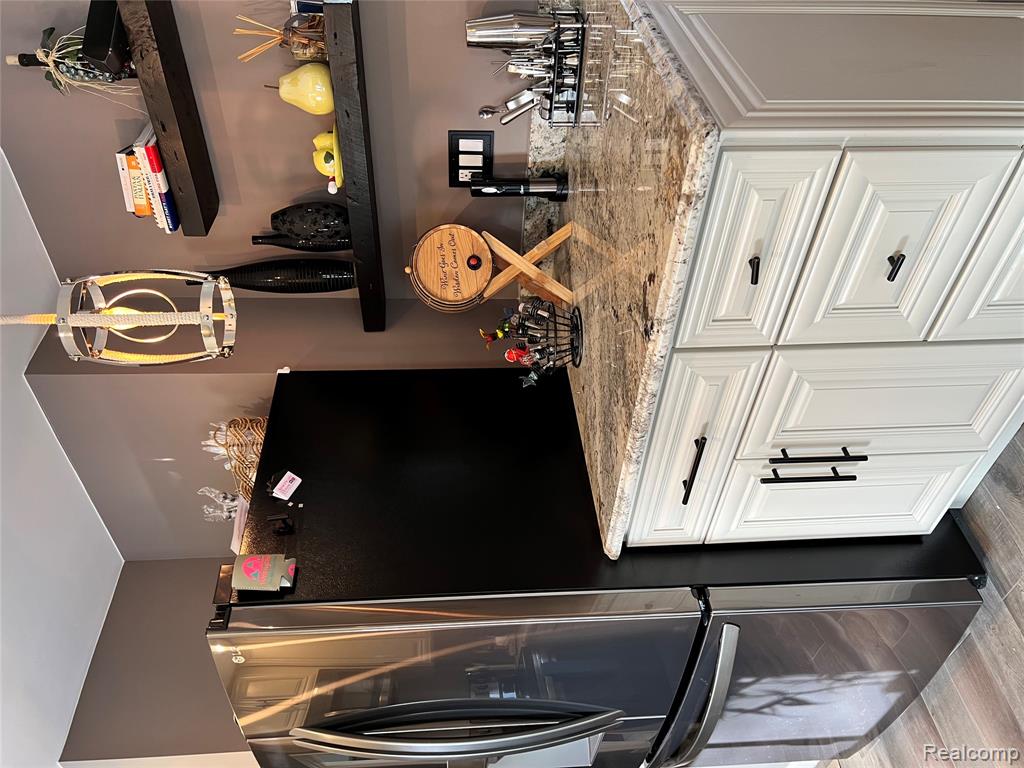 5045 Westcombe Lane N, West Bloomfield, MI 48324 — Photo 8