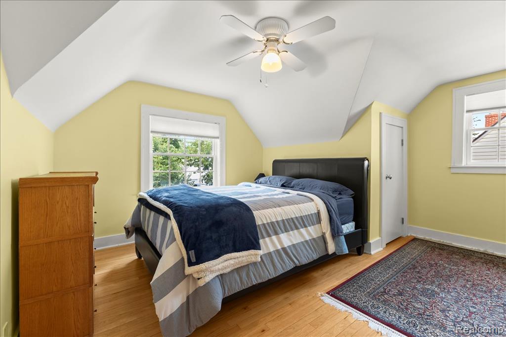 1775 Woodland Avenue, Sylvan Lake, MI 48320 — Photo 13