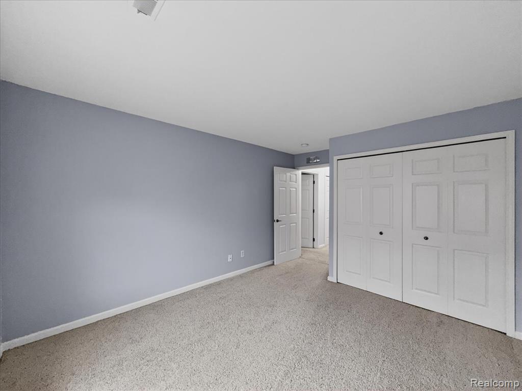 731 Amberly Drive, C, Waterford, MI 48328 — Photo 22