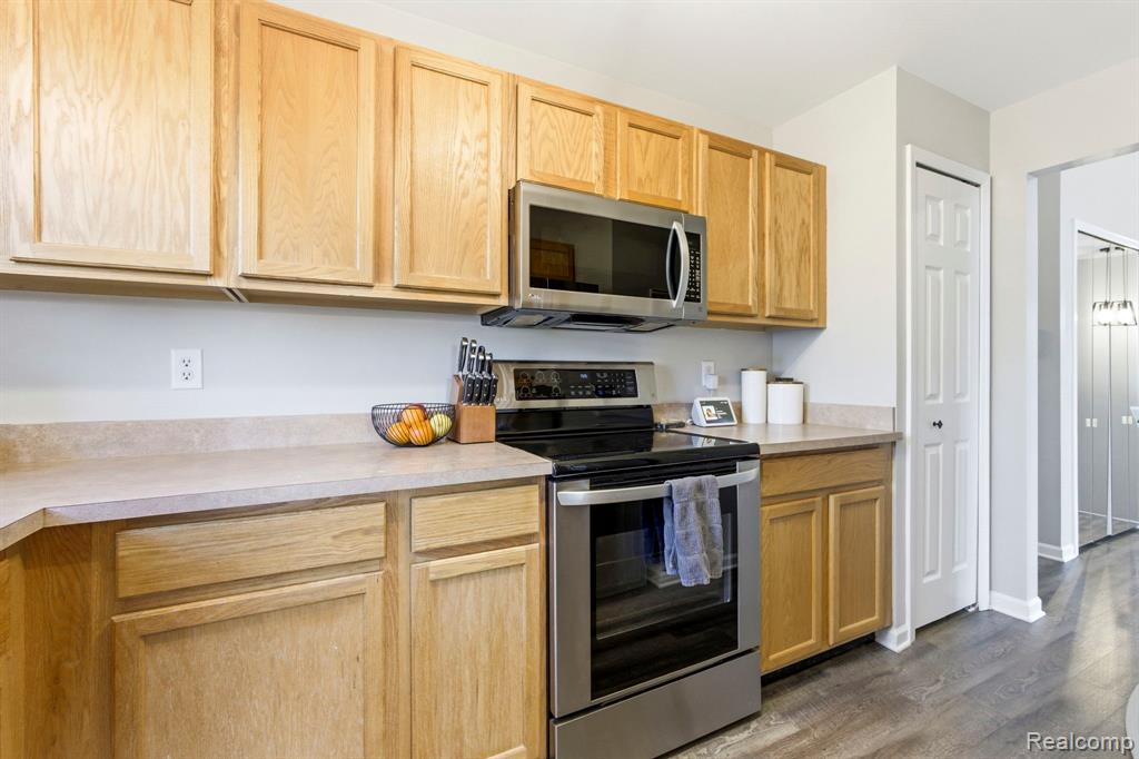 16556 Radison Drive, Macomb, MI 48044 — Photo 16