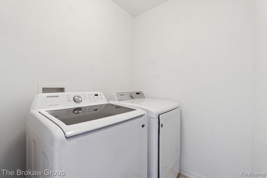 5232 NORTHWOOD Road, Grand Blanc, MI 48439 — Photo 24
