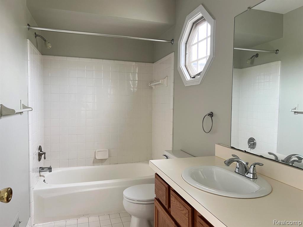 43588 Yorkville Drive, Canton, MI 48188 — Photo 7