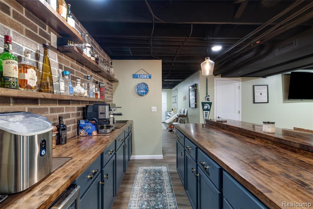 8374 Lasalle Court, Grosse Ile, MI 48138 — Photo 39