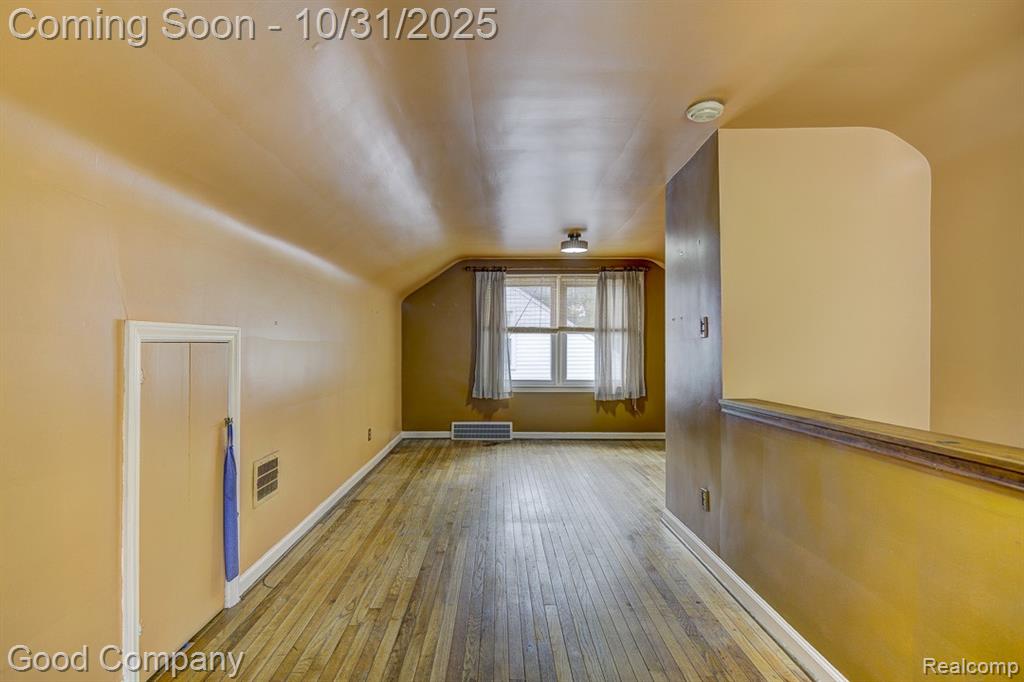 719 N Blair Avenue, Royal Oak, MI 48067 — Photo 26