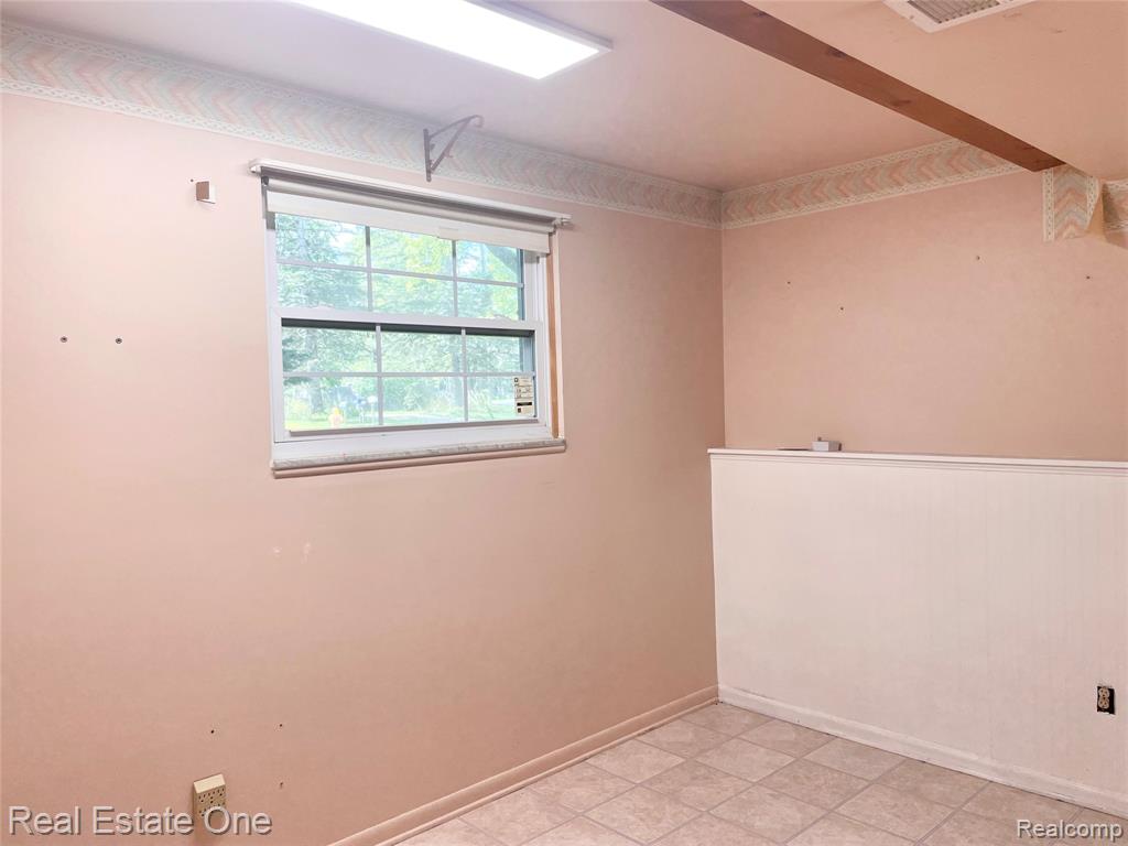 4620 Kempf Street, Waterford, MI 48329 — Photo 39