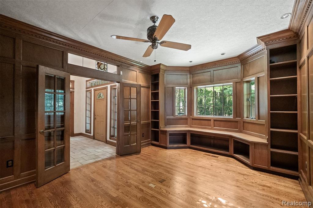 9736 Cross Creek Drive, South Lyon, MI 48178 — Photo 15