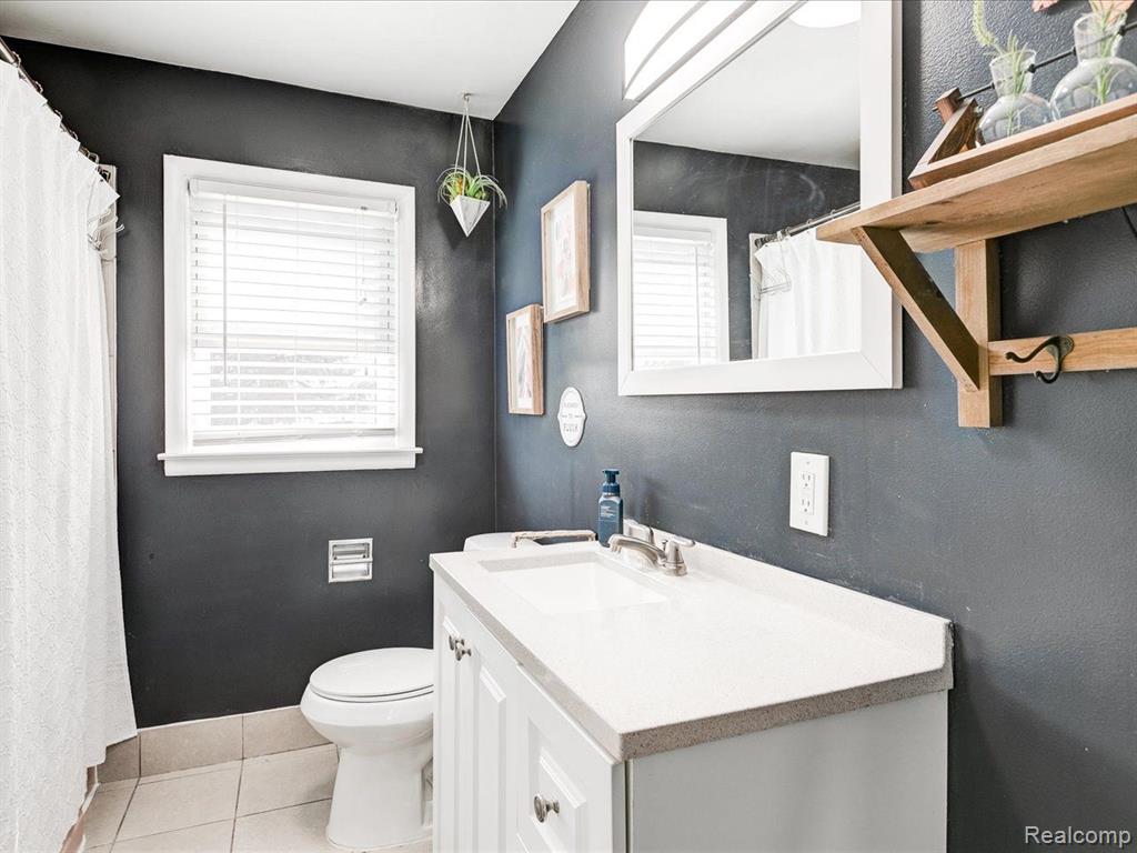 4316 PINE GROVE Avenue, Fort Gratiot, MI 48059 — Photo 16