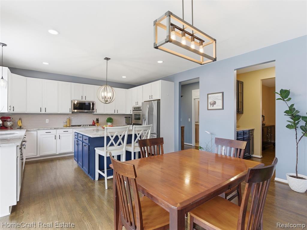 6031 BALMORAL Way, Commerce Twp, MI 48382 — Photo 12