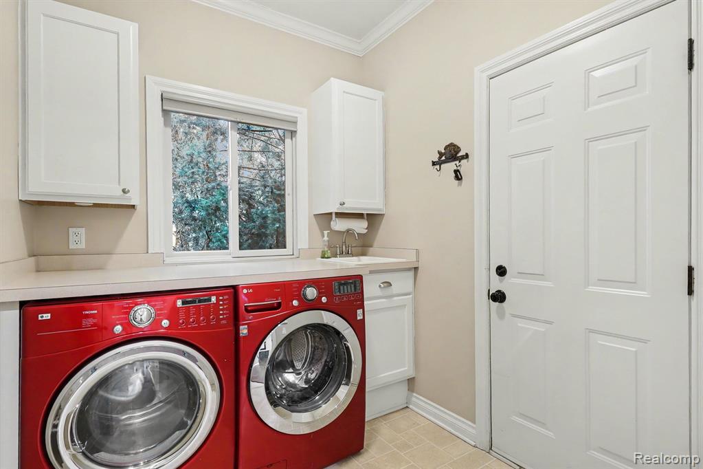 4372 Lamson Drive, Waterford, MI 48329 — Photo 31