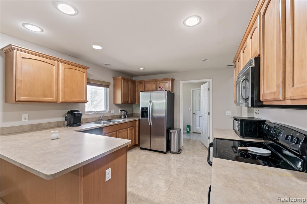3522 Eagle Creek, Utica, MI 48317 — Photo 10