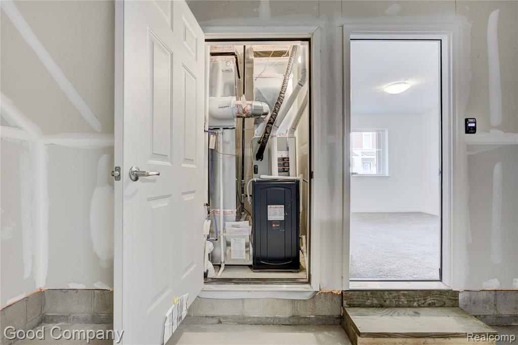 4849 Ludlow Lane, Troy, MI 48085 — Photo 45