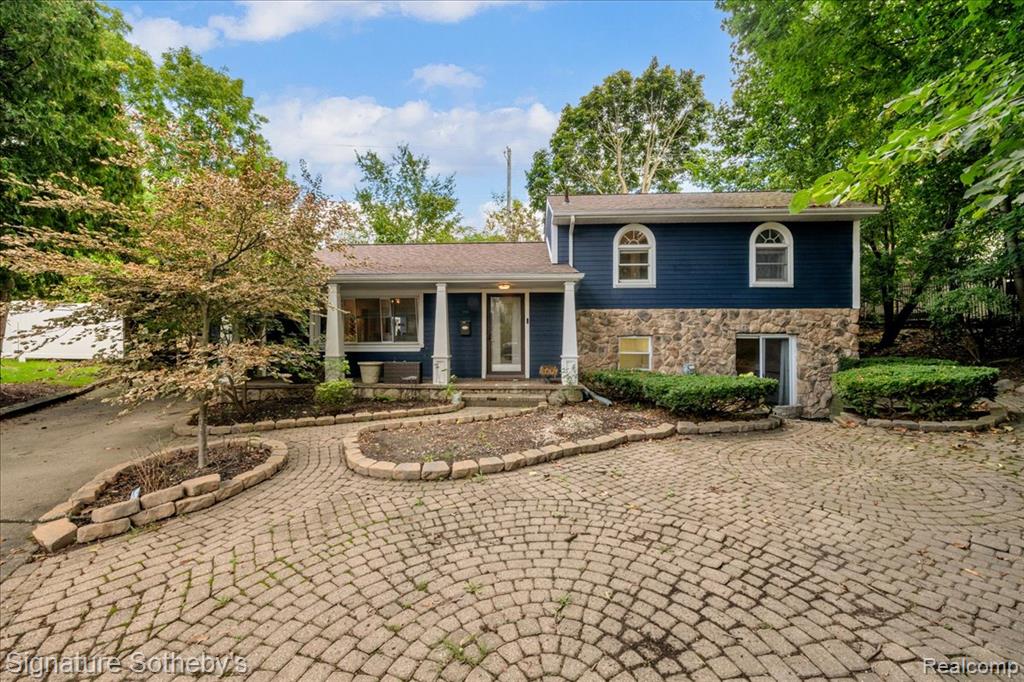 598 Park Street, Birmingham, MI 48009