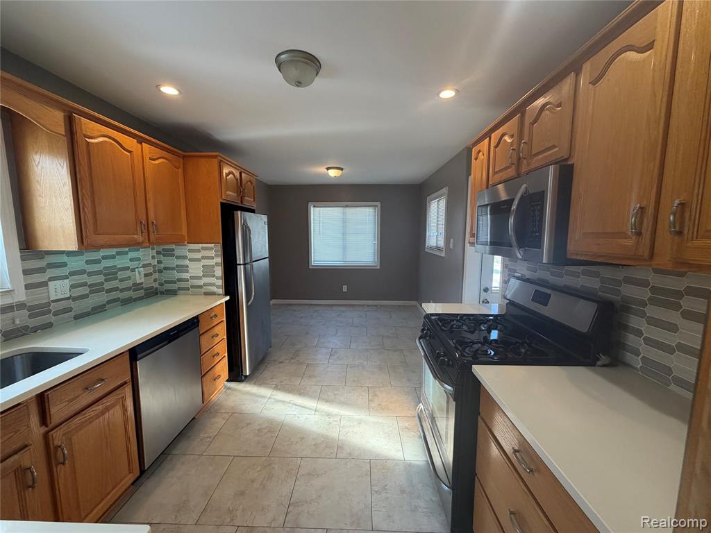 7970 Campbell Street, Taylor, MI — Photo 11