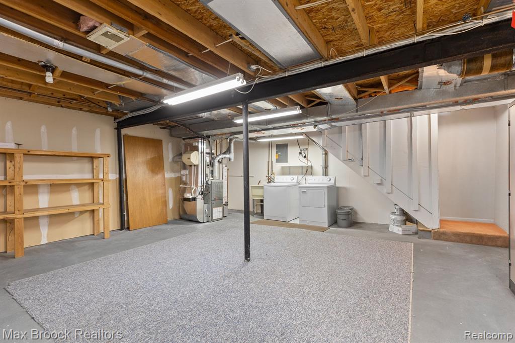42255 OLD POND Circle, Plymouth, MI 48170 — Photo 14