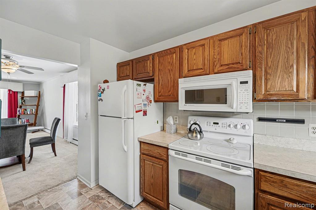 11869 Shenandoah Drive, 4, South Lyon, MI 48178 — Photo 9