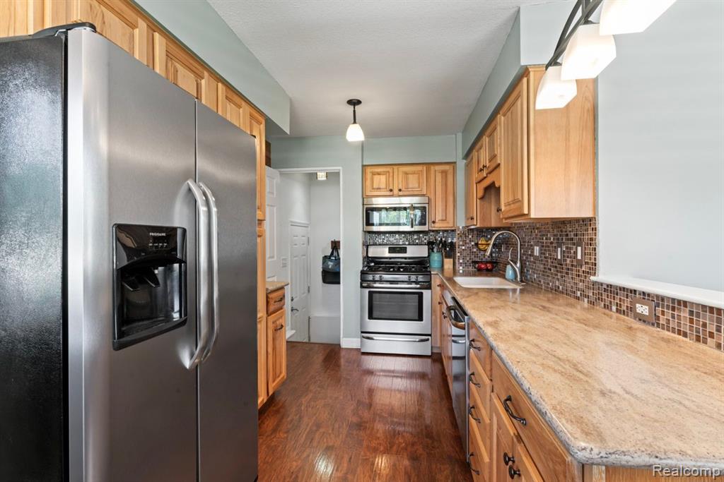 8406 E LIPPINCOTT Boulevard, Davison, MI 48423 — Photo 20